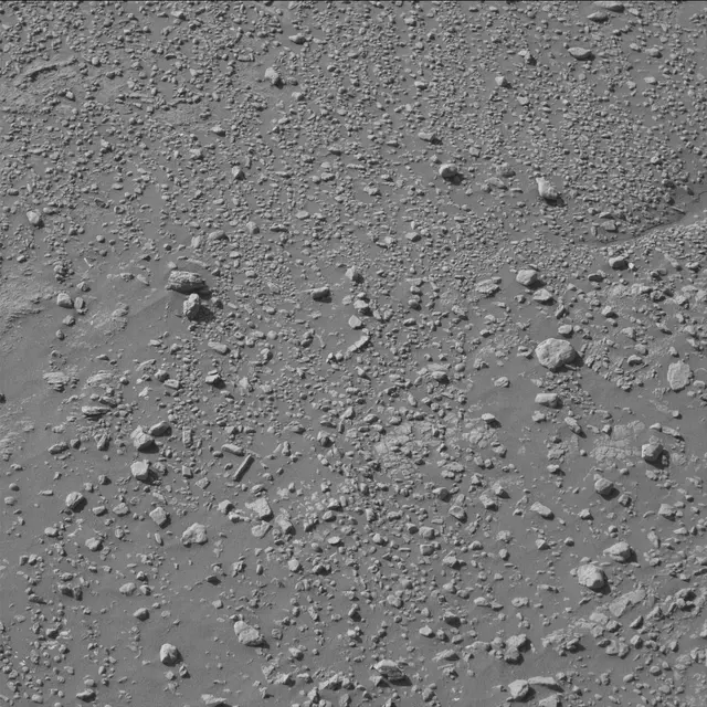 Sol 2590: Mast Camera (Mastcam)