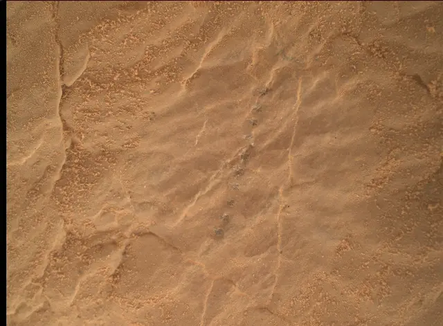 Sol 2590: Mars Hand Lens Imager (MAHLI)