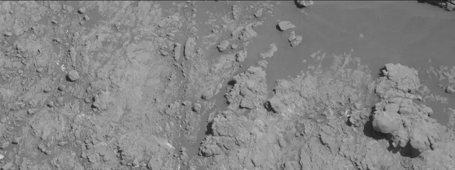 Sol 2591: Mast Camera (Mastcam)