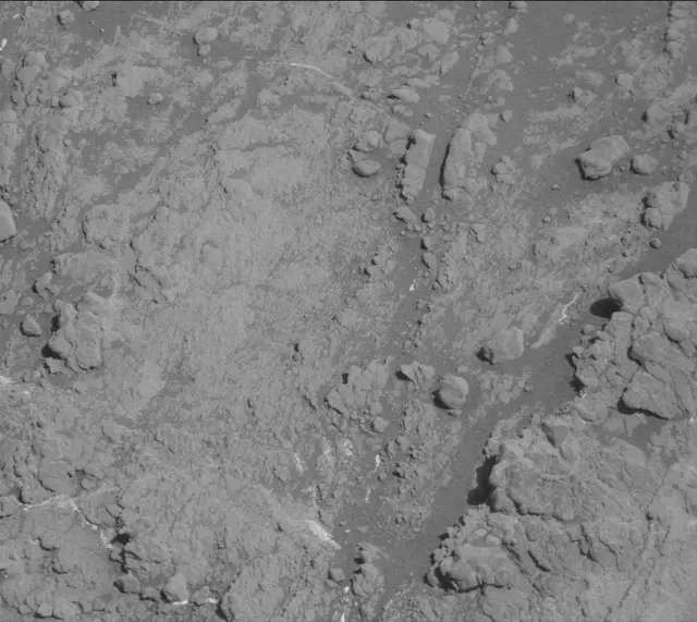Sol 2591: Mast Camera (Mastcam)