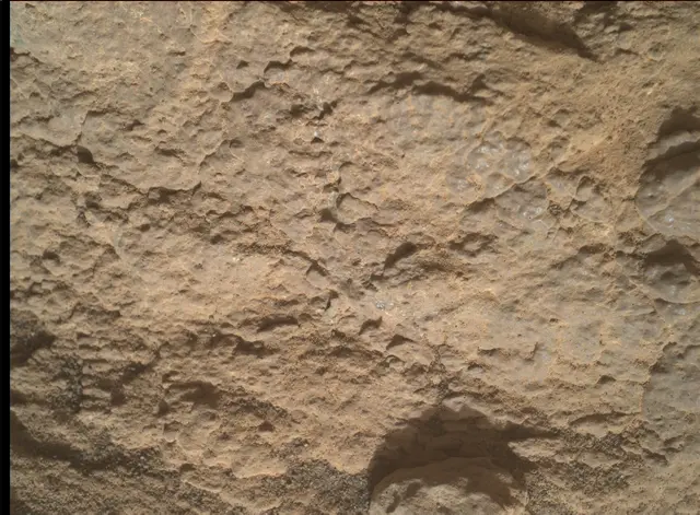 Sol 2591: Mars Hand Lens Imager (MAHLI)