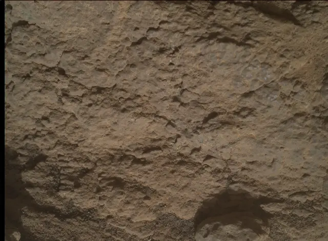 Sol 2591: Mars Hand Lens Imager (MAHLI)