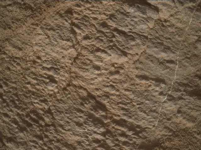 Sol 2591: Mars Hand Lens Imager (MAHLI)