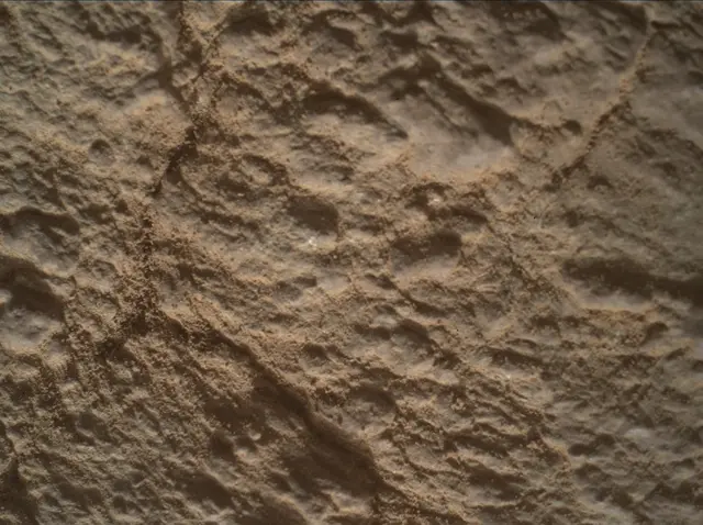 Sol 2591: Mars Hand Lens Imager (MAHLI)