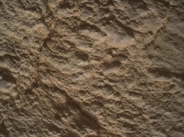 Sol 2591: Mars Hand Lens Imager (MAHLI)