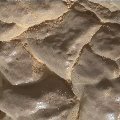 Sol 2591: Mars Hand Lens Imager (MAHLI)