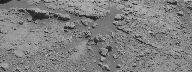 Sol 2592: Mast Camera (Mastcam)