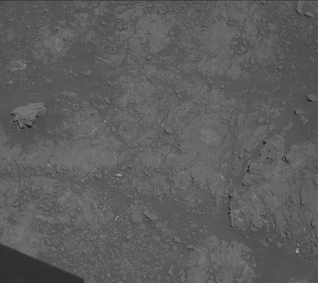Sol 2592: Mast Camera (Mastcam)