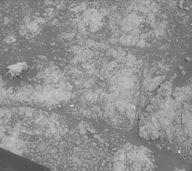 Sol 2592: Mast Camera (Mastcam)