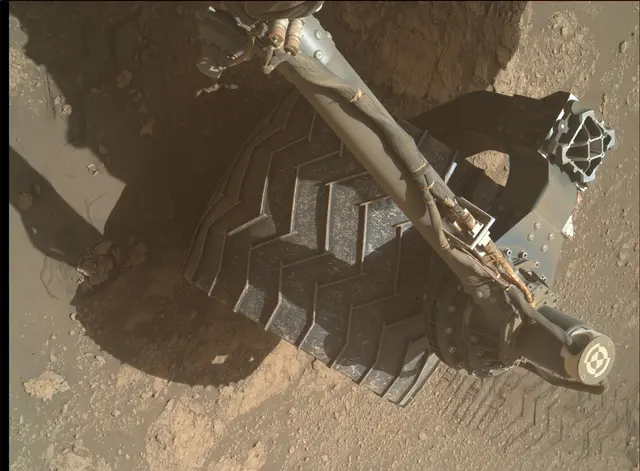 Sol 2592: Mars Hand Lens Imager (MAHLI)