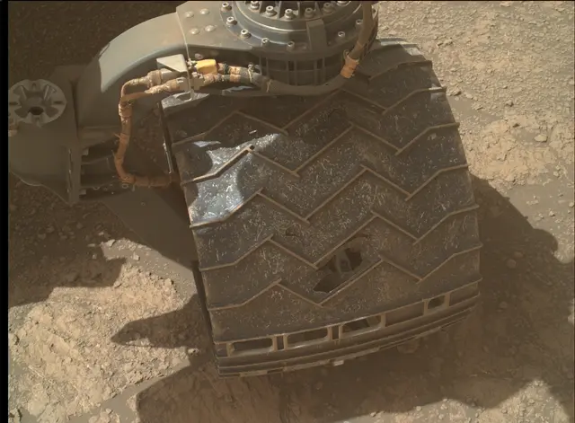 Sol 2592: Mars Hand Lens Imager (MAHLI)