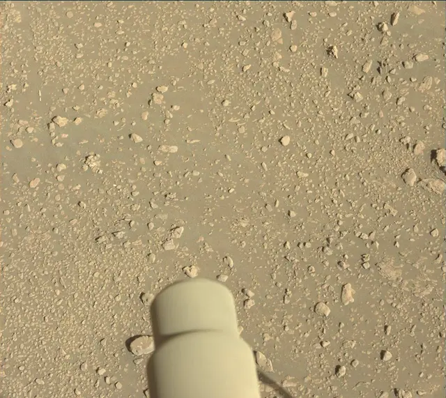 Sol 2593: Mast Camera (Mastcam)