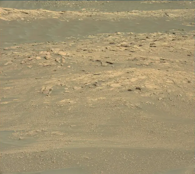Sol 2593: Mast Camera (Mastcam)