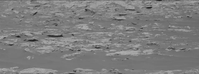 Sol 2594: Mast Camera (Mastcam)