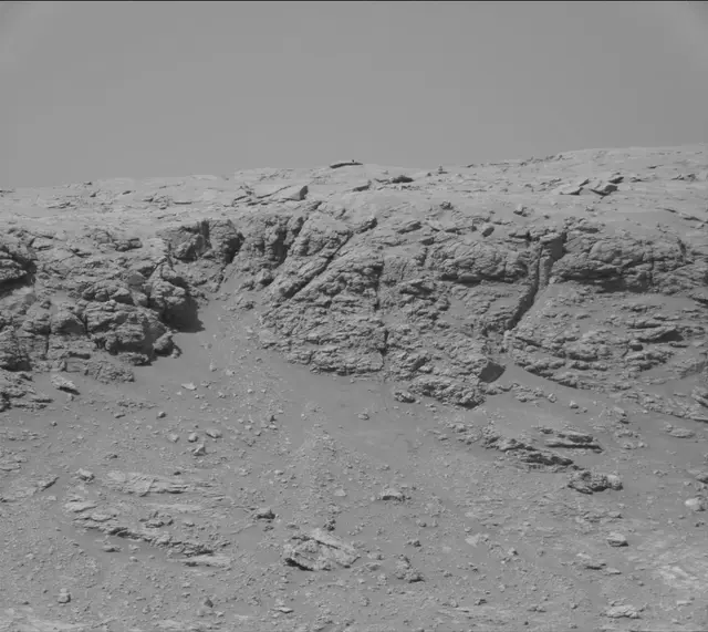 Sol 2594: Mast Camera (Mastcam)