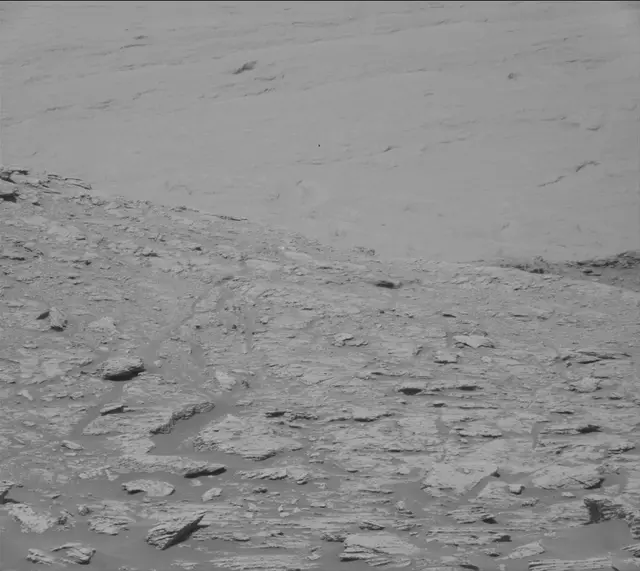 Sol 2594: Mast Camera (Mastcam)