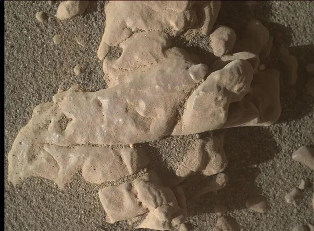 Sol 2594: Mars Hand Lens Imager (MAHLI)