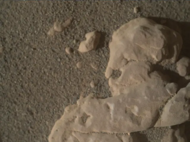 Sol 2594: Mars Hand Lens Imager (MAHLI)