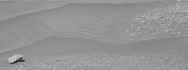 Sol 2595: Mast Camera (Mastcam)