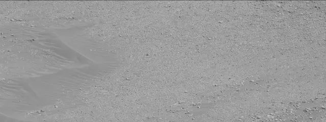 Sol 2595: Mast Camera (Mastcam)