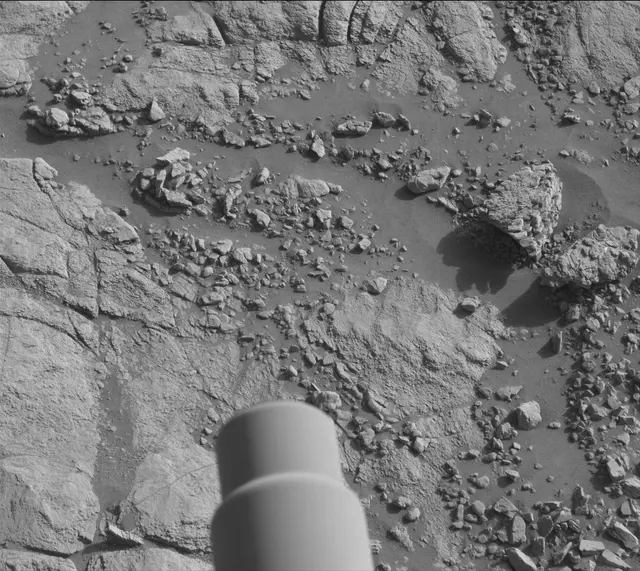 Sol 2595: Mast Camera (Mastcam)