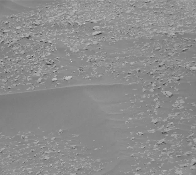 Sol 2595: Mast Camera (Mastcam)