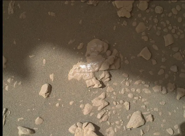 Sol 2595: Mars Hand Lens Imager (MAHLI)