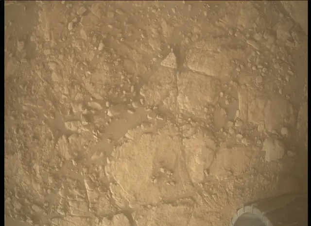 Sol 2595: Mars Descent Imager (MARDI)