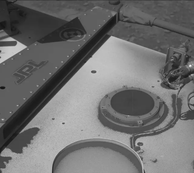 Sol 2596: Mast Camera (Mastcam)