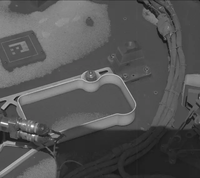 Sol 2596: Mast Camera (Mastcam)