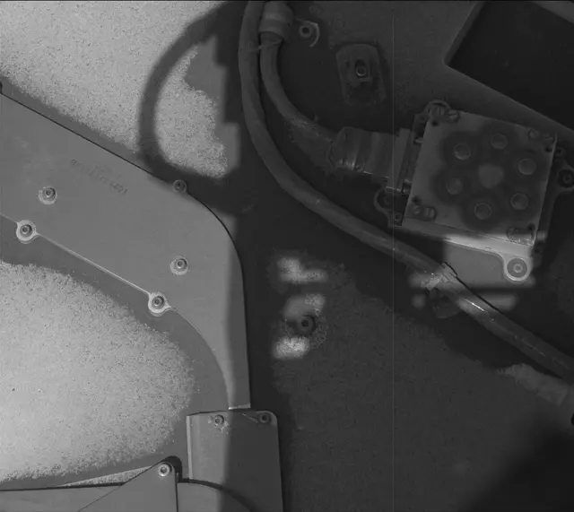 Sol 2596: Mast Camera (Mastcam)