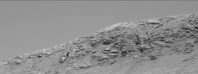 Sol 2597: Mast Camera (Mastcam)