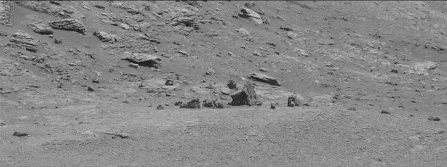 Sol 2597: Mast Camera (Mastcam)