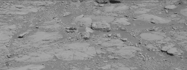 Sol 2597: Mast Camera (Mastcam)