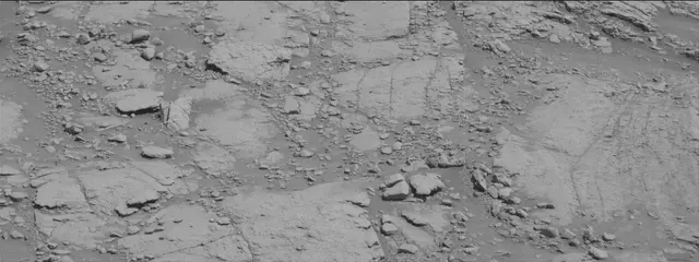 Sol 2597: Mast Camera (Mastcam)