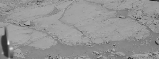 Sol 2597: Mast Camera (Mastcam)