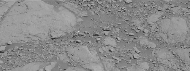 Sol 2597: Mast Camera (Mastcam)