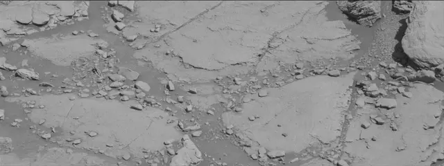 Sol 2597: Mast Camera (Mastcam)
