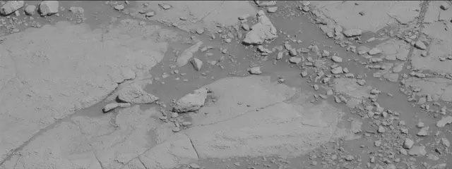 Sol 2597: Mast Camera (Mastcam)