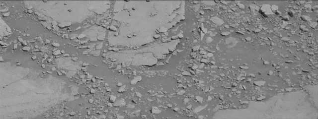 Sol 2597: Mast Camera (Mastcam)