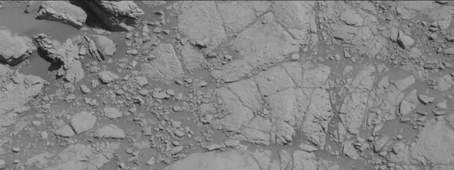 Sol 2597: Mast Camera (Mastcam)