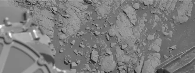 Sol 2597: Mast Camera (Mastcam)