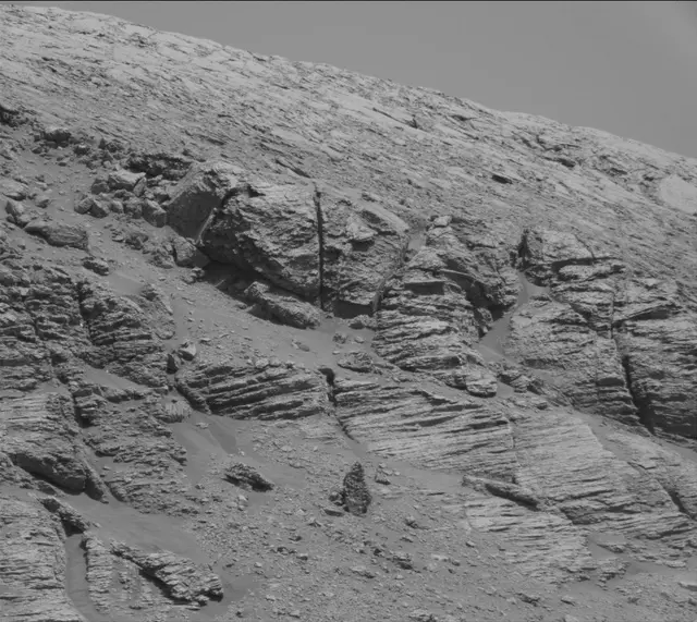 Sol 2597: Mast Camera (Mastcam)