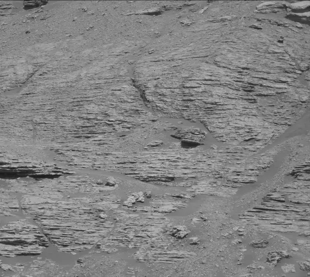 Sol 2597: Mast Camera (Mastcam)