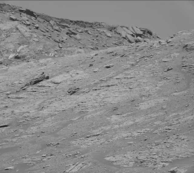 Sol 2597: Mast Camera (Mastcam)
