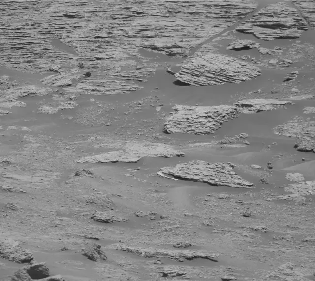 Sol 2597: Mast Camera (Mastcam)