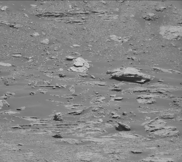 Sol 2597: Mast Camera (Mastcam)