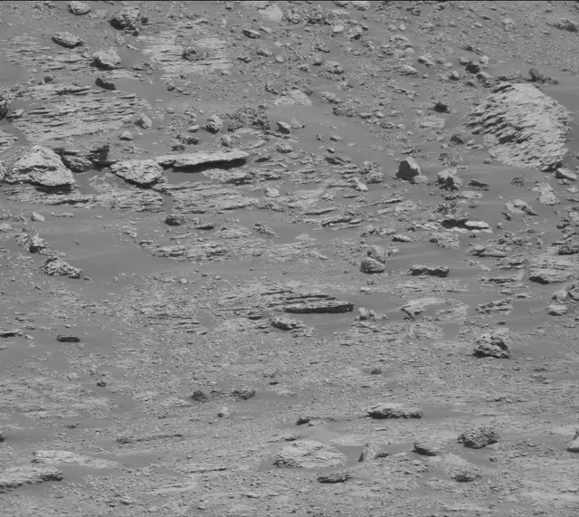 Sol 2597: Mast Camera (Mastcam)