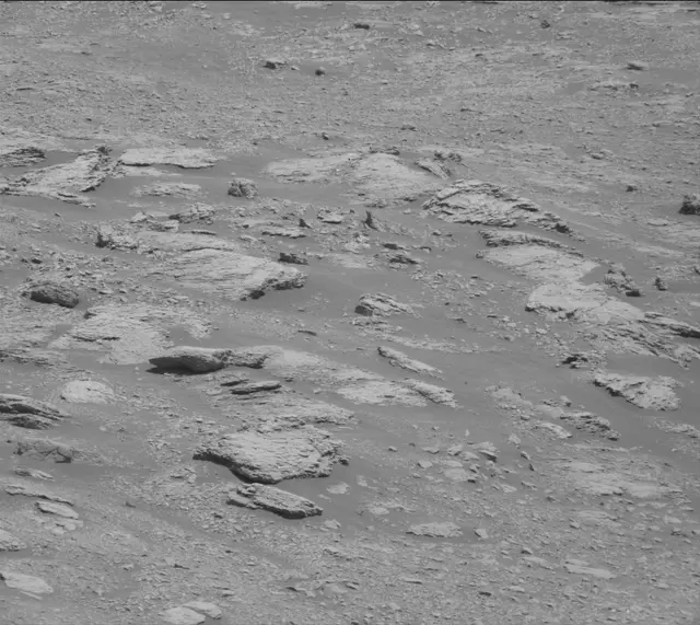 Sol 2597: Mast Camera (Mastcam)