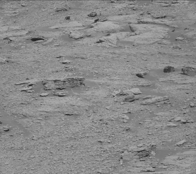 Sol 2597: Mast Camera (Mastcam)